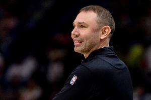 Skip：雷霆第三节崩盘是史诗级的耻辱 连回防都不做毫无冠军气质
